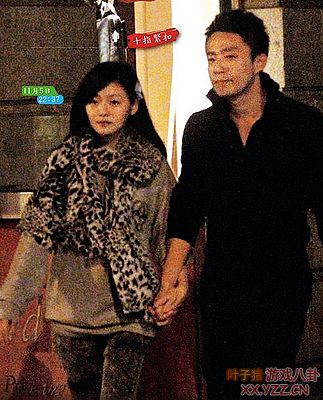 图揭誓死也要装嫩的大龄女星